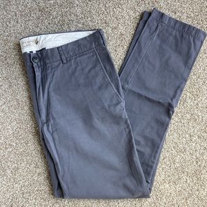 Club Monaco Connor Modern Slim Fit Gray Chino